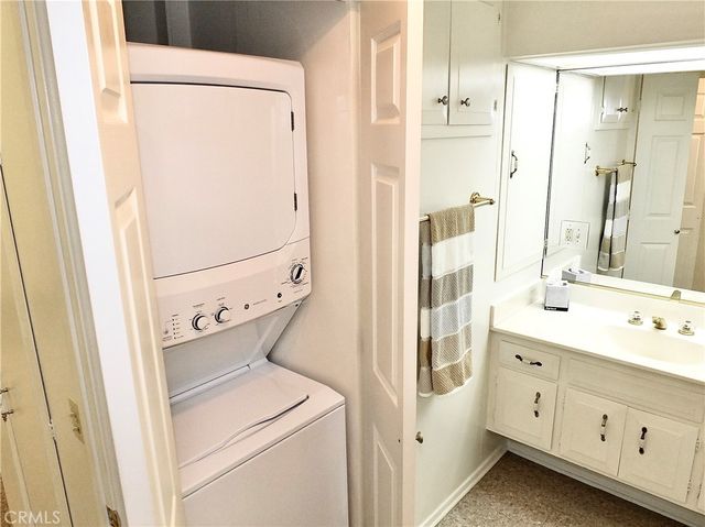 13381 Del Monte Drive M14-28F, Seal Beach, CA 90740