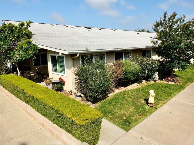 13381 Del Monte Drive M14-28F, Seal Beach, CA 90740