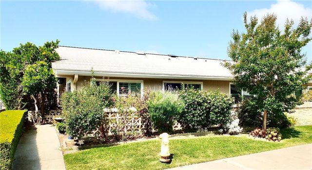 13381 Del Monte Drive M14-28F, Seal Beach, CA 90740