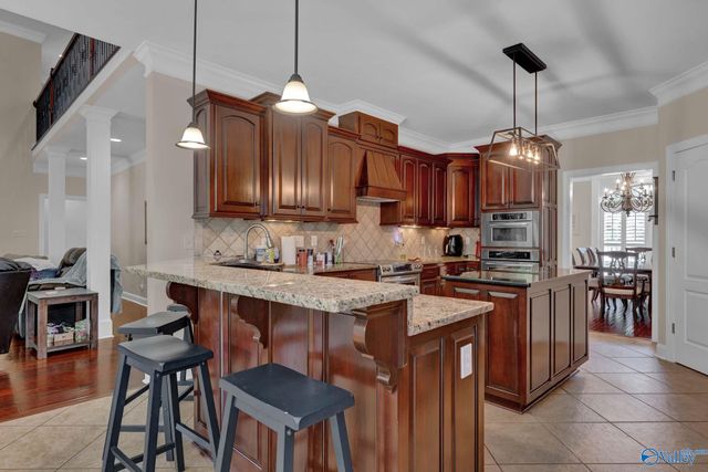 180 Derby Drive, Decatur, AL 35603