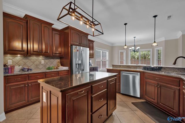 180 Derby Drive, Decatur, AL 35603