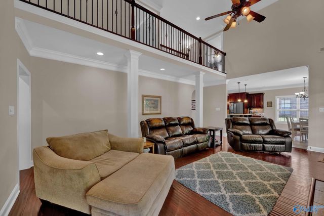 180 Derby Drive, Decatur, AL 35603