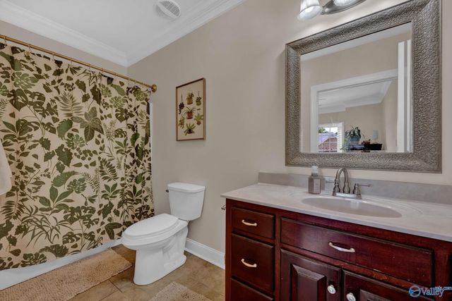180 Derby Drive, Decatur, AL 35603