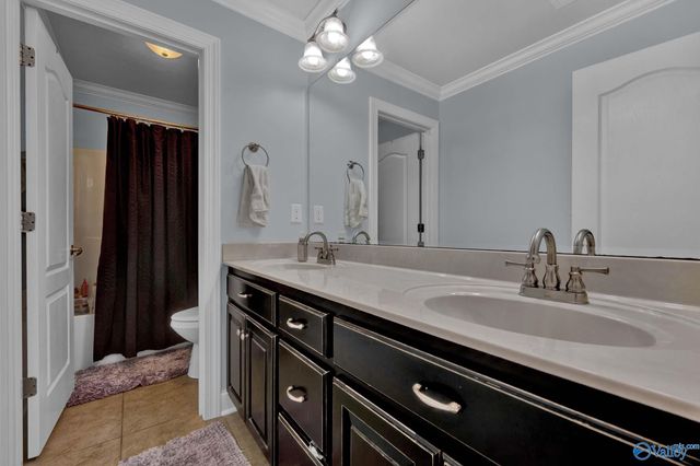 180 Derby Drive, Decatur, AL 35603