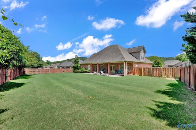 180 Derby Drive, Decatur, AL 35603
