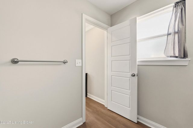 126 Clark Rd, Charlestown, IN 47111