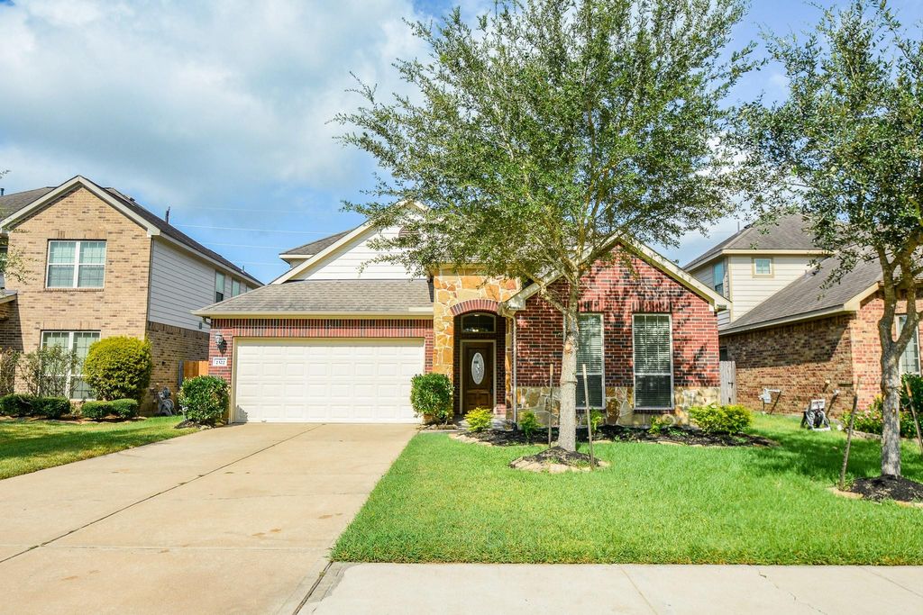 2322 Argos Drive, Missouri City, TX 77459