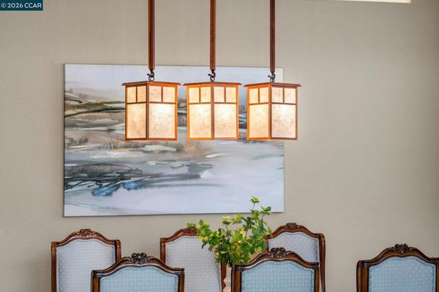 5374 Fernbank Dr, Concord, CA 94521