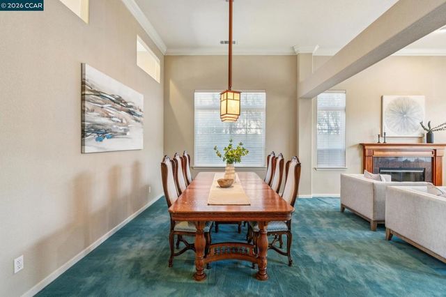 5374 Fernbank Dr, Concord, CA 94521