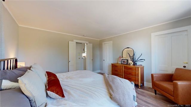 50 House Street, Glastonbury, CT 06033