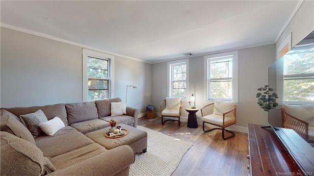 50 House Street, Glastonbury, CT 06033