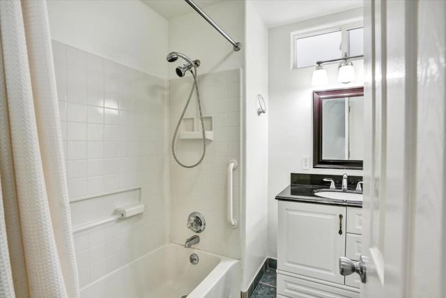 33 La Paloma, Campbell, CA 95008