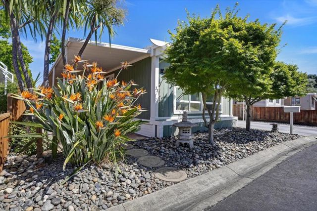 33 La Paloma, Campbell, CA 95008