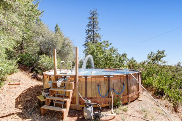 13555 Rancho Nogotta Ln, Grass Valley, CA 95949