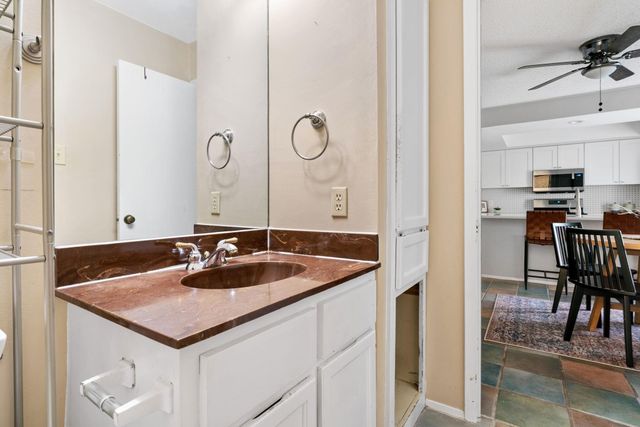 8340 Fathom CIR 101, Austin, TX 78750