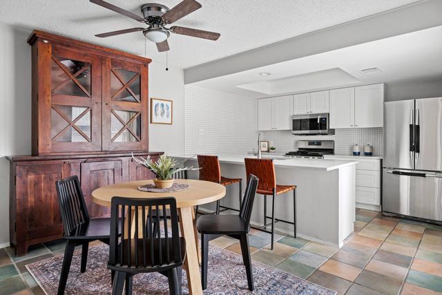 8340 Fathom CIR 101, Austin, TX 78750