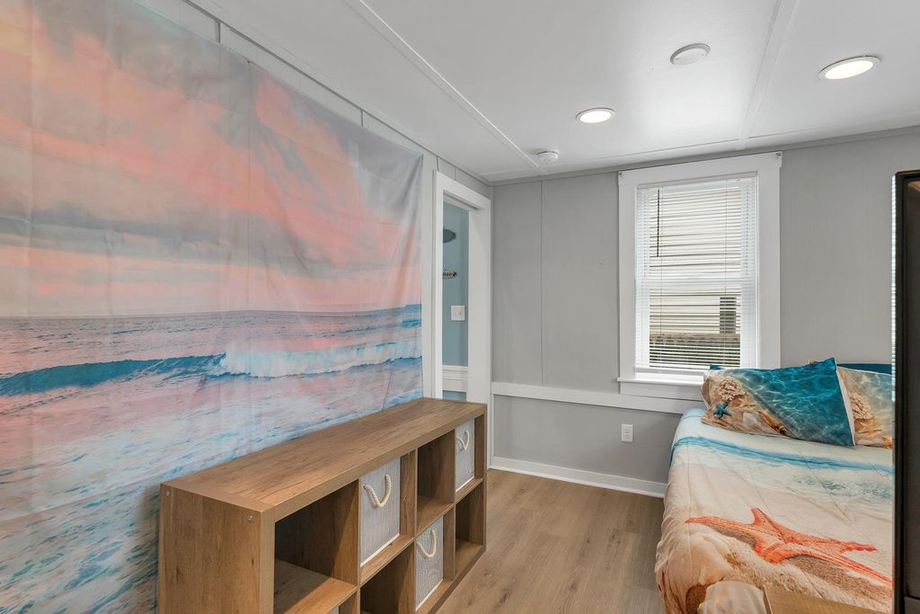 Image 24 of property listing at 9 Riverview Terrace, Hampton, NH 03842