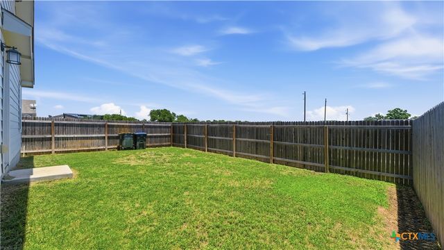 9211 Navarro Vista, Seguin, TX 78155