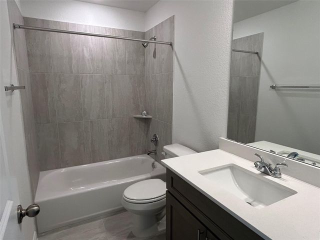 335 Young ST, Buda, TX 78610