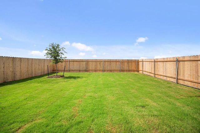 335 Young ST, Buda, TX 78610