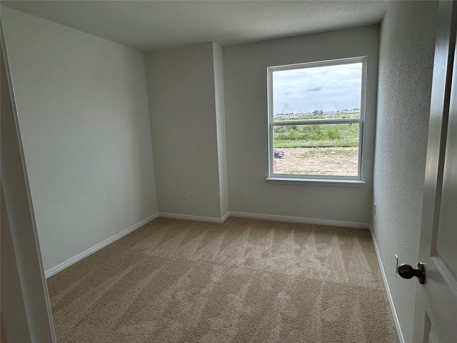 335 Young ST, Buda, TX 78610