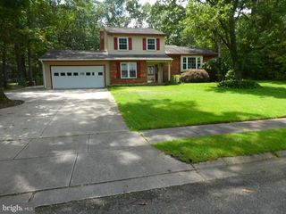 10 MATRO AVE, Berlin, NJ 08009