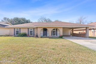 318 San Carlos Circle, Lafayette, LA 70506