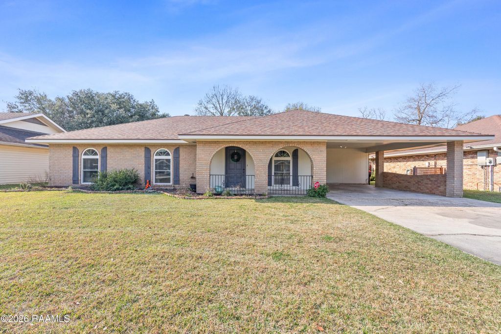 318 San Carlos Circle, Lafayette, LA 70506