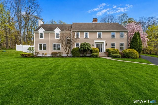 35 Aarons Court, Ridgefield, CT 06877