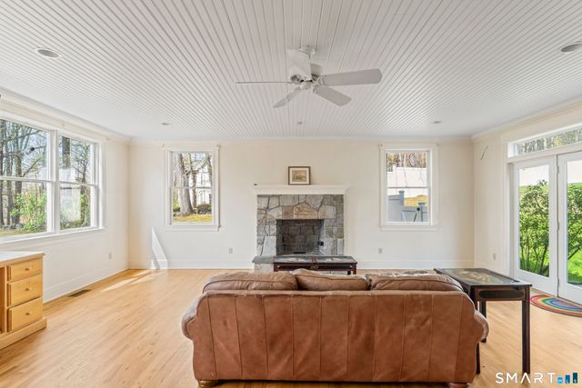 35 Aarons Court, Ridgefield, CT 06877