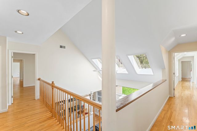 35 Aarons Court, Ridgefield, CT 06877