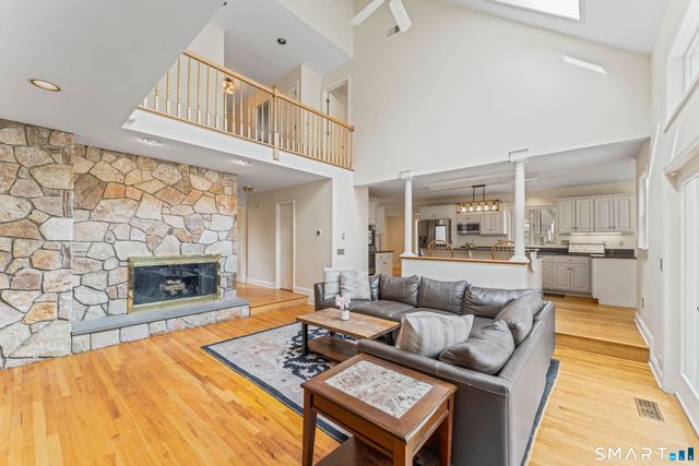 35 Aarons Court, Ridgefield, CT 06877