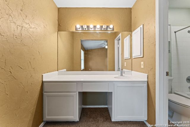 6114 Celtic, San Antonio, TX 78240