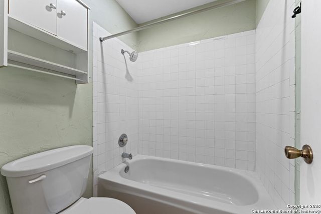 6114 Celtic, San Antonio, TX 78240