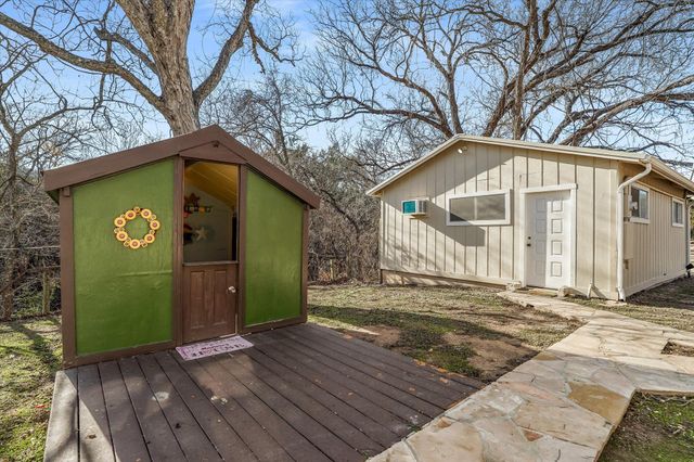 1300 Flite Acres RD, Wimberley, TX 78676