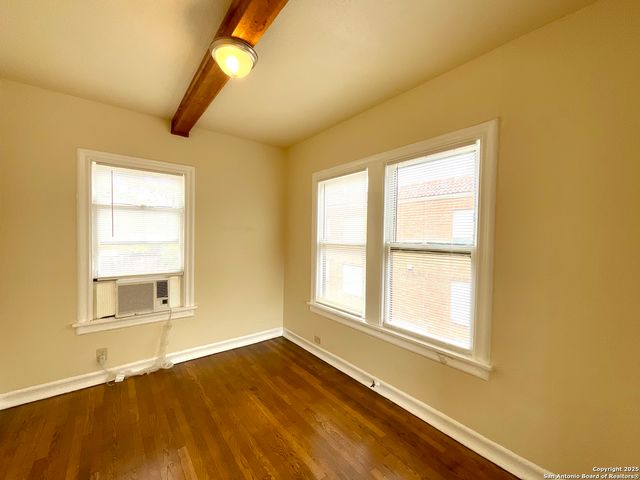 1645 W Mulberry, San Antonio, TX 78201