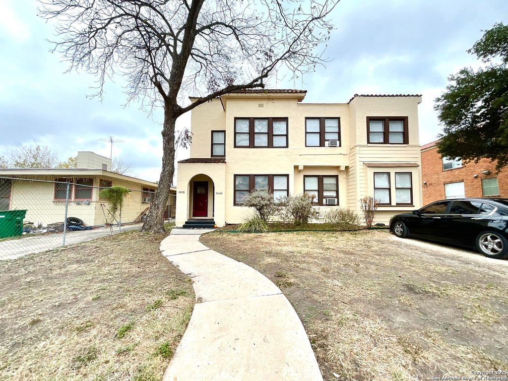 1645 W Mulberry, San Antonio, TX 78201