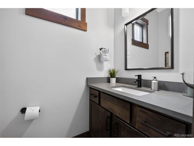 96 Hay Meadow Dr, Fraser, CO 80442