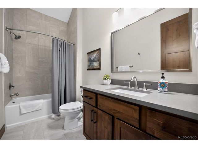 96 Hay Meadow Dr, Fraser, CO 80442