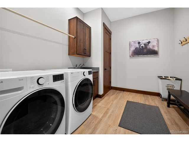 96 Hay Meadow Dr, Fraser, CO 80442