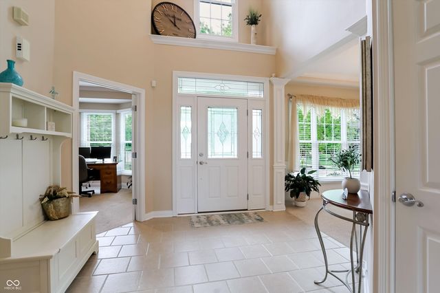 896 Silverleaf Drive, Greenwood, IN 46143