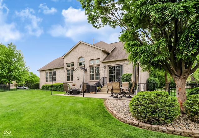 896 Silverleaf Drive, Greenwood, IN 46143