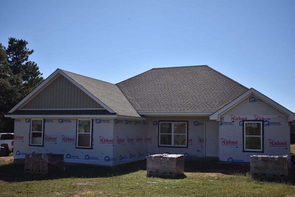 1099 Fuller Lane, Searcy, AR 72143