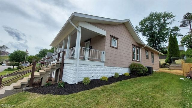 161 Rosslyn Boulevard, Steubenville, OH 43952