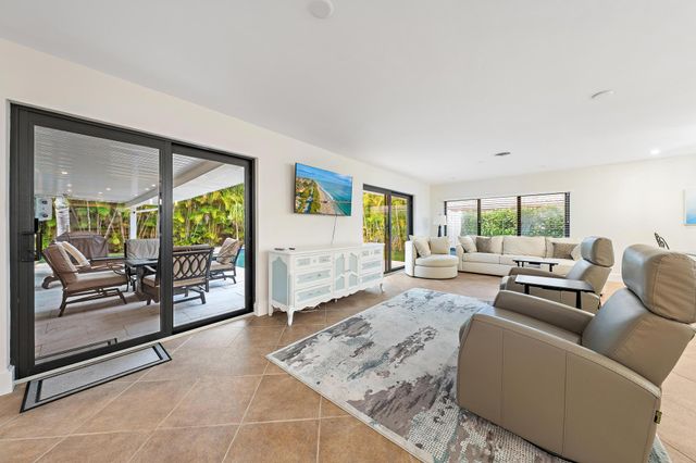 1120 Singer Drive, Riviera Beach, FL 33404