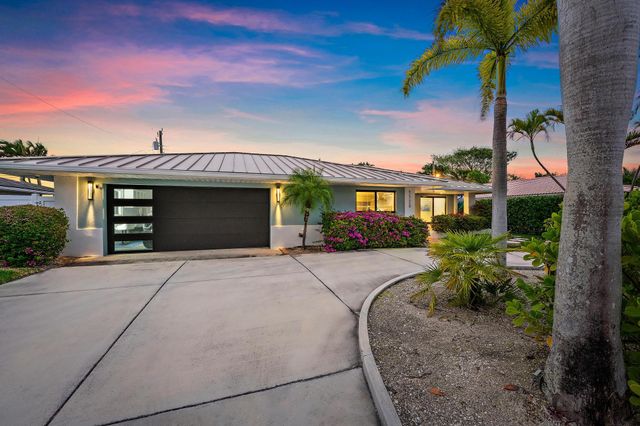 1120 Singer Drive, Riviera Beach, FL 33404