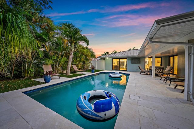 1120 Singer Drive, Riviera Beach, FL 33404