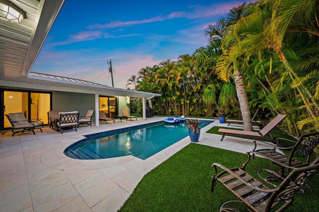 1120 Singer Drive, Riviera Beach, FL 33404