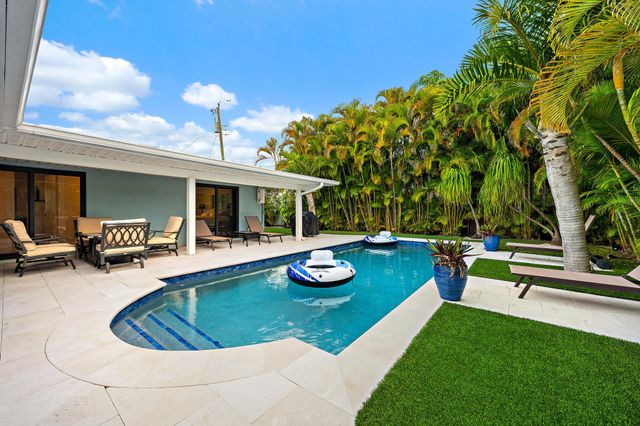 1120 Singer Drive, Riviera Beach, FL 33404