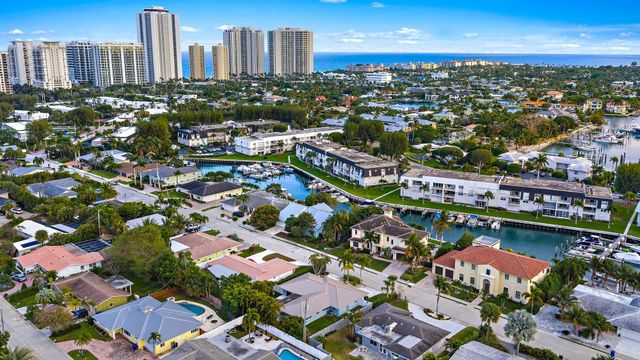 1120 Singer Drive, Riviera Beach, FL 33404